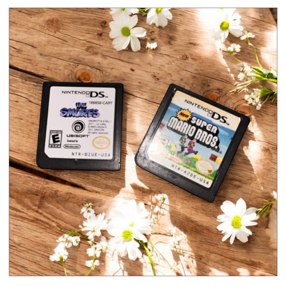 DS Game BUNDLE- Super Mario Bros DS Game- Smurfs DS game -both in EUC 😍
